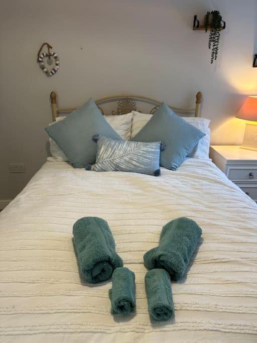 Adam'S Place, Watford Wd17 2Py Villa ภายนอก รูปภาพ